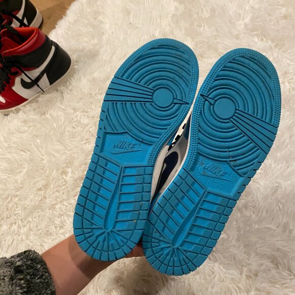 Nike Air Jordan 1 Low UNC Powder Blue Sneakers, Size 6Y / 7.5W  553560-144 - Picture 6 of 7